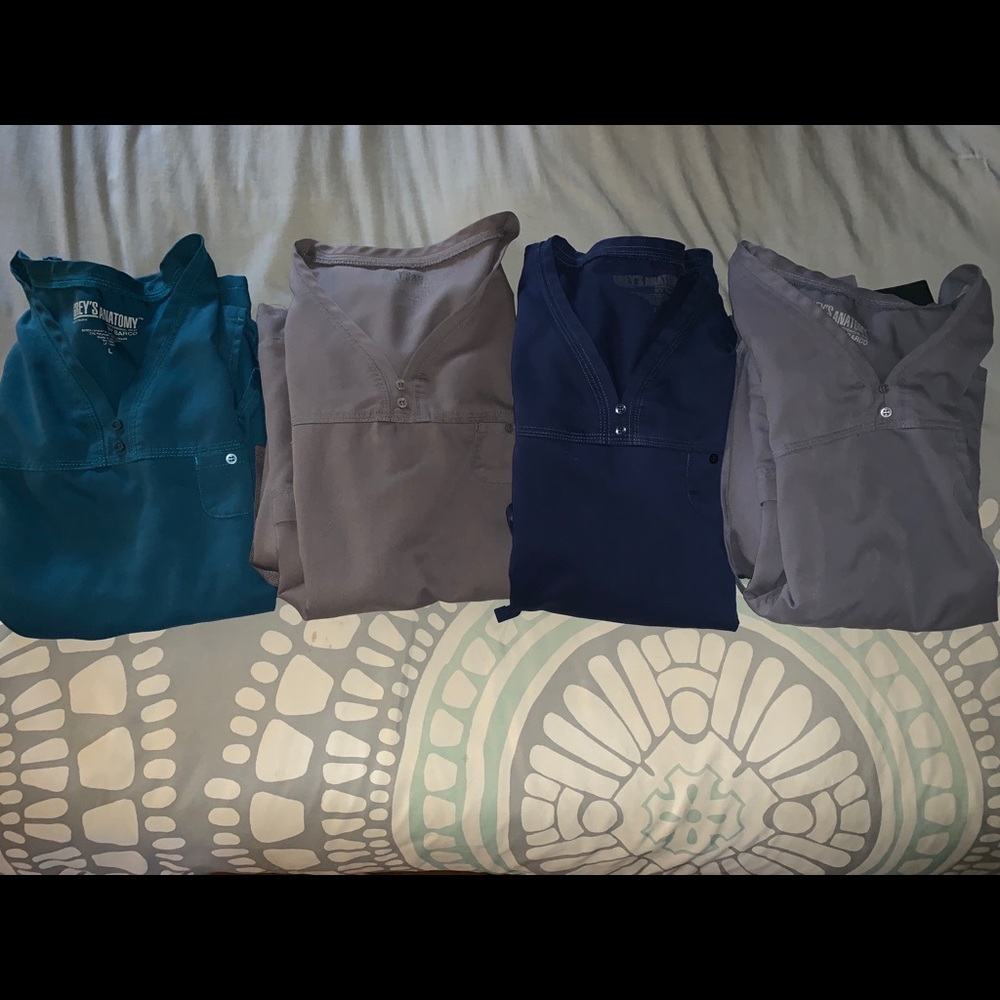 Grey’s Anatomy scrubs